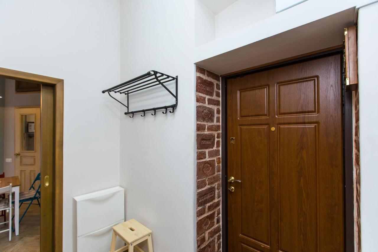 Light And Spacious Apartment On Gazova Str Lviv Kültér fotó