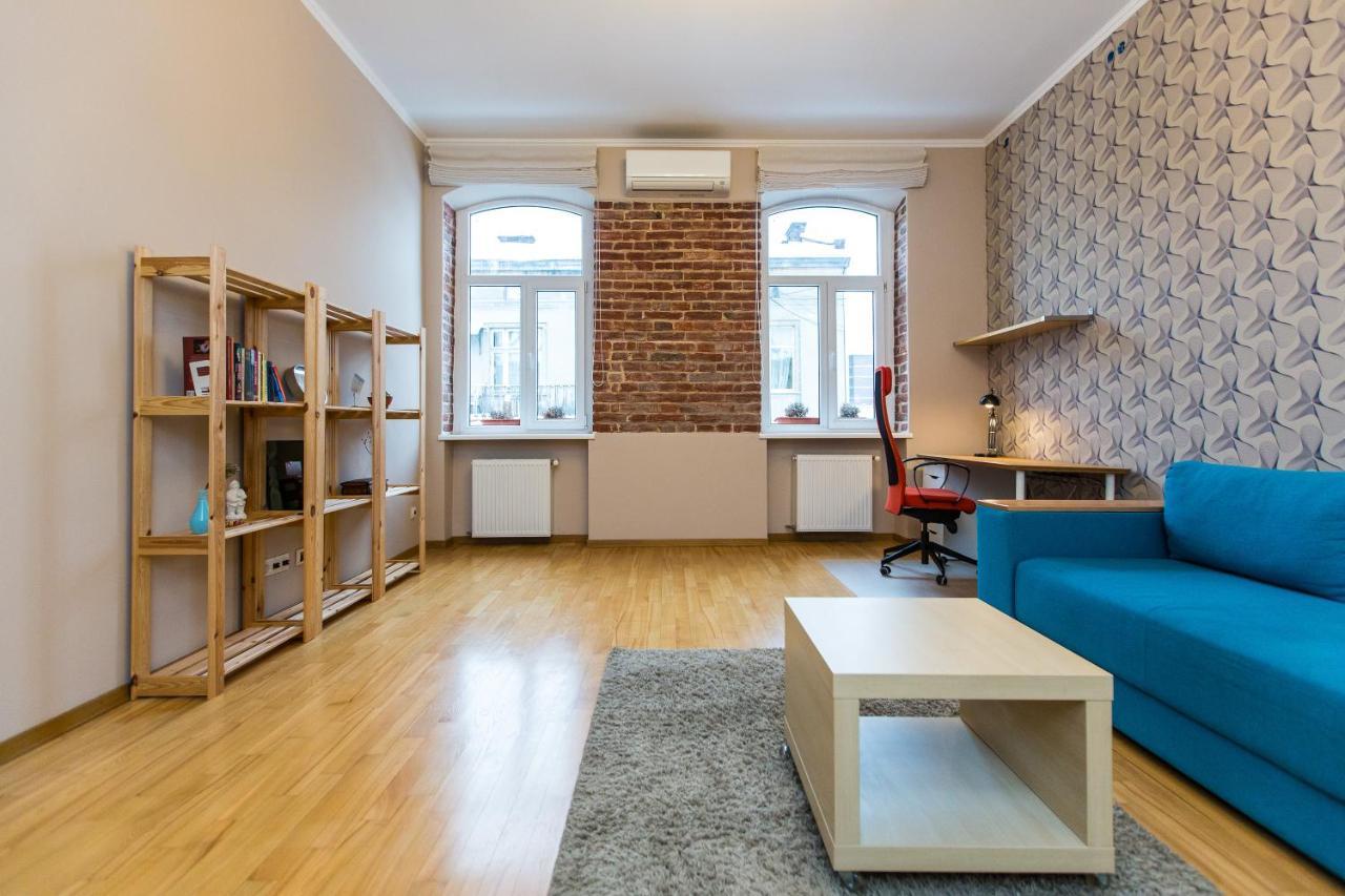 Light And Spacious Apartment On Gazova Str Lviv Kültér fotó
